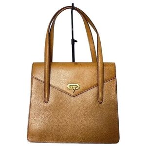 Valentino Garavani VLogo leather bag.